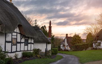 is Bishops Cannings thatch roofing popular